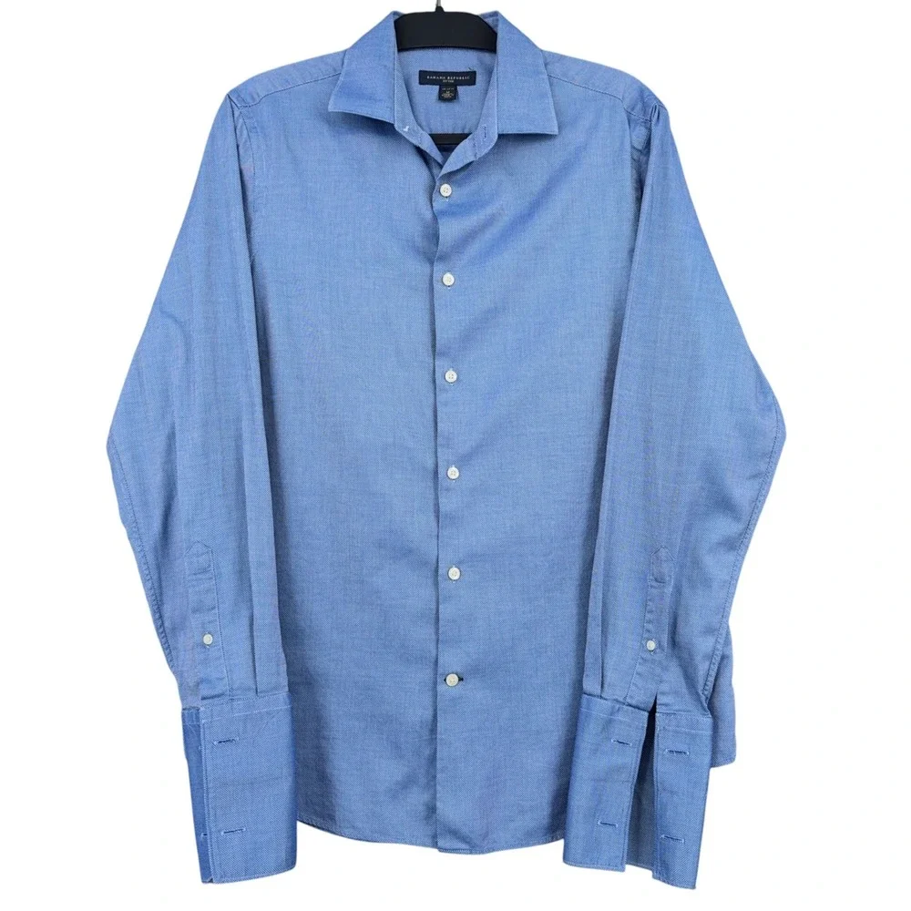 Banana Republic Fitted Dress Shirt Mens M 100% Cotton Blue Long Sleeve 15-15.5